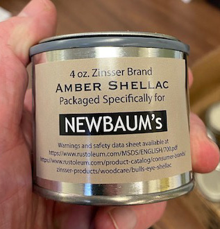 [263511] Newbaum's Bulls Eye 4oz. Amber Shellac